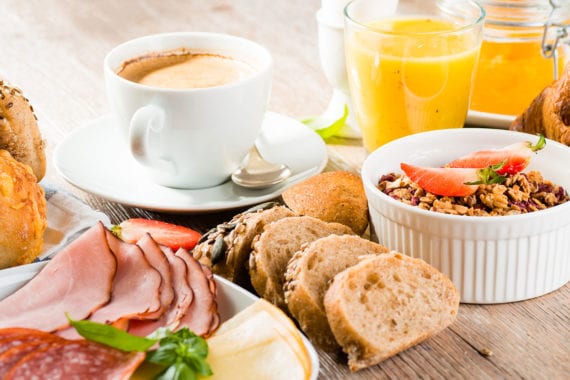 Frühstücksbuffet, Zimmer in Untertauern, Salzburger Land